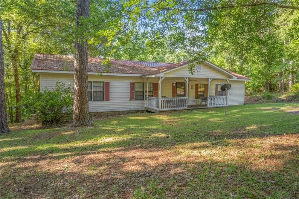1038 Carrs Station Road NE Milledgeville, GA 31061
