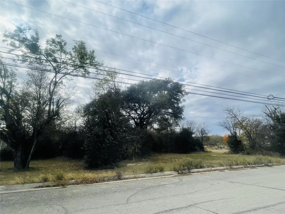 Elm Street Brownwood, TX 76801
