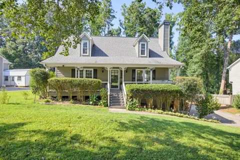 5876 Trellis Court