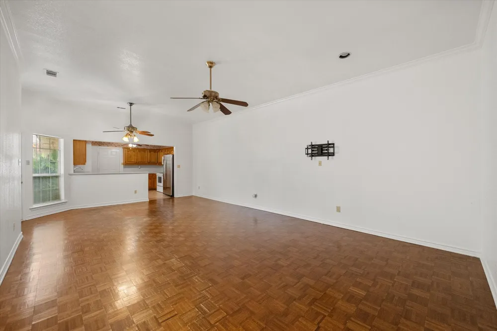 1209 W 3rd Avenue Corsicana, TX 75110
