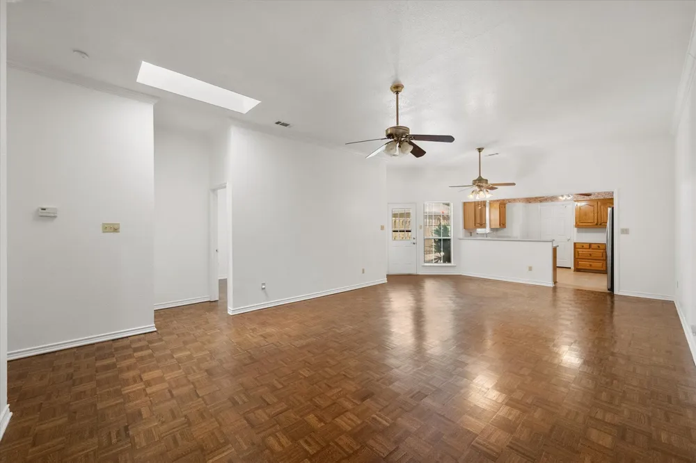 1209 W 3rd Avenue Corsicana, TX 75110