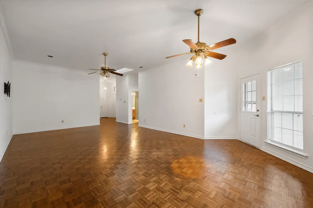 1209 W 3rd Avenue Corsicana, TX 75110