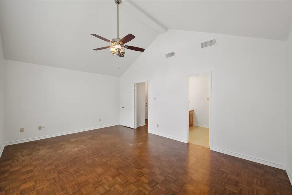 1209 W 3rd Avenue Corsicana, TX 75110