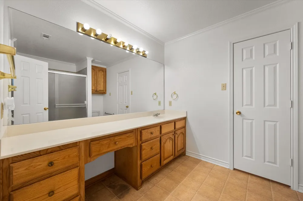 1209 W 3rd Avenue Corsicana, TX 75110