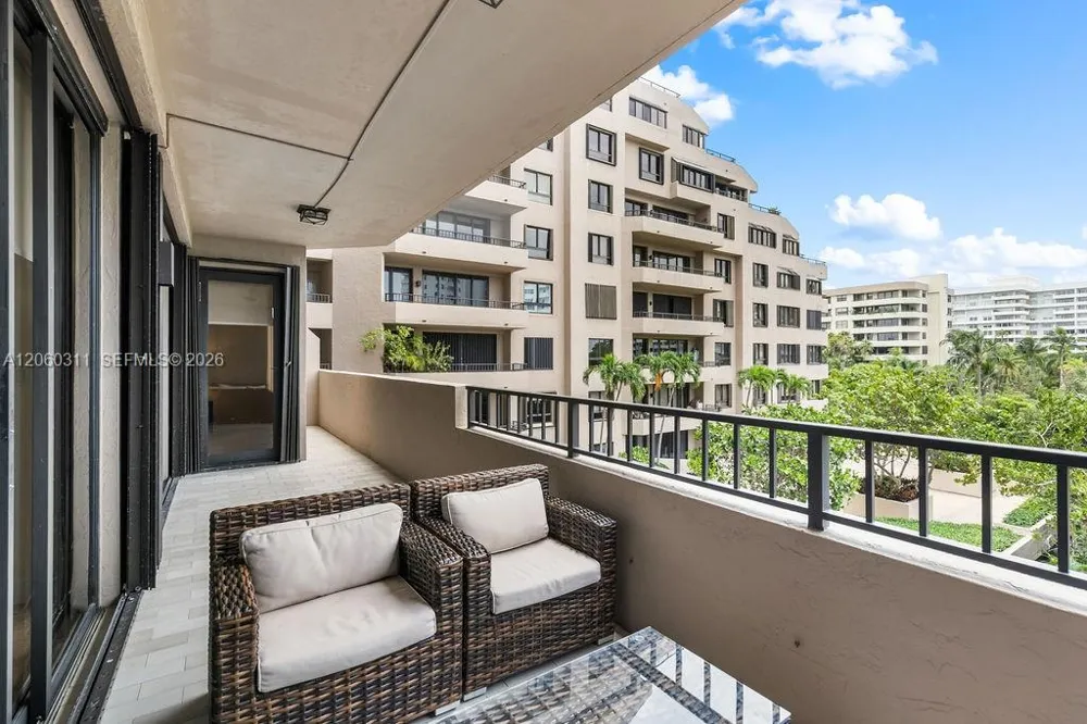 251 Crandon Blvd #325 Key Biscayne, FL 33149
