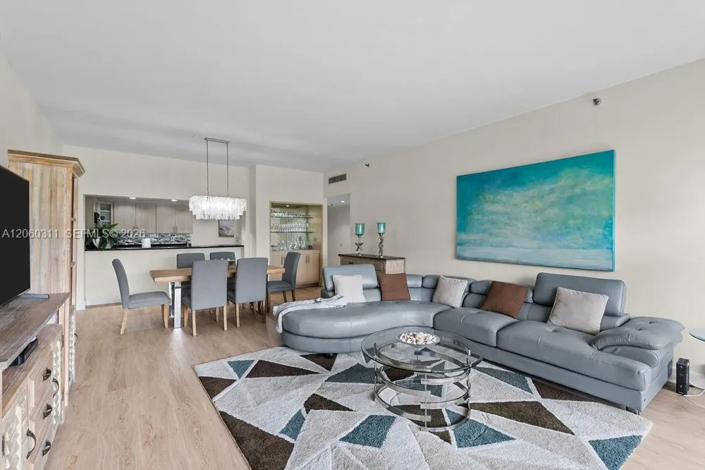 251 Crandon Blvd #325 Key Biscayne, FL 33149