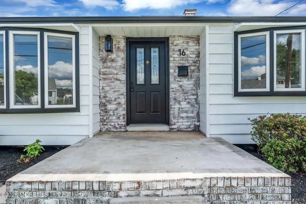 16 Falmouth Road Hamilton, NJ 08620