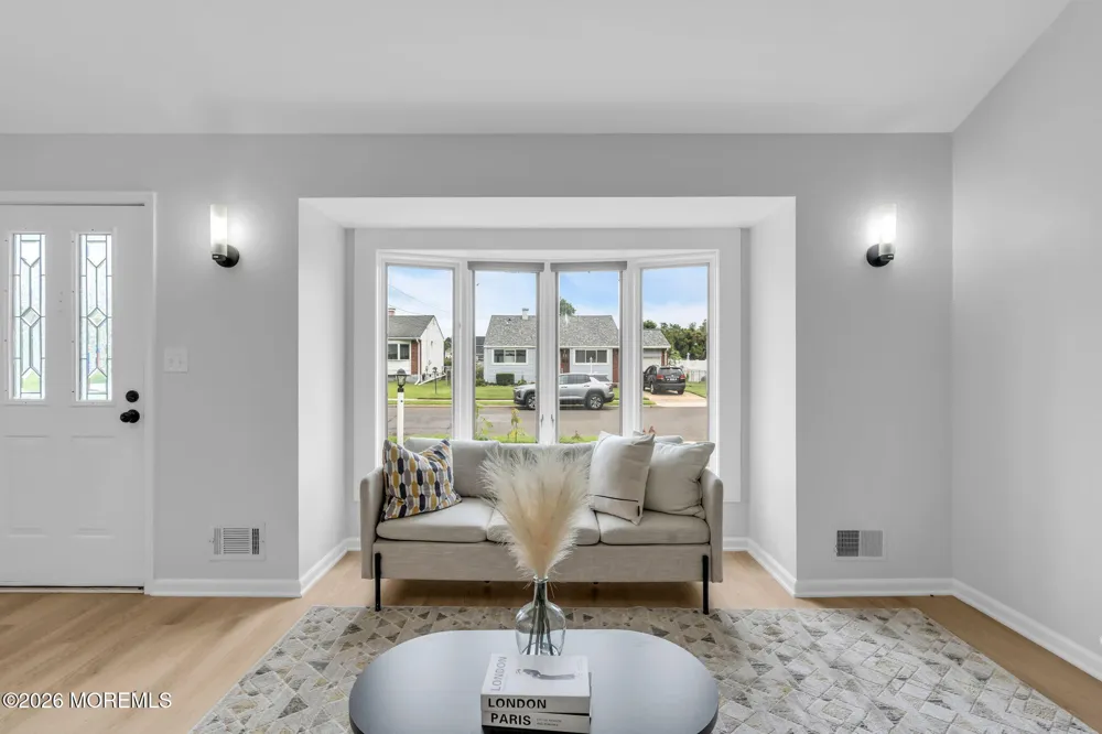 16 Falmouth Road Hamilton, NJ 08620