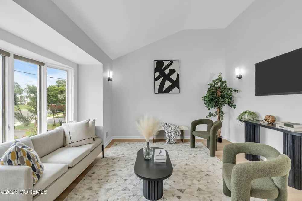 16 Falmouth Road Hamilton, NJ 08620