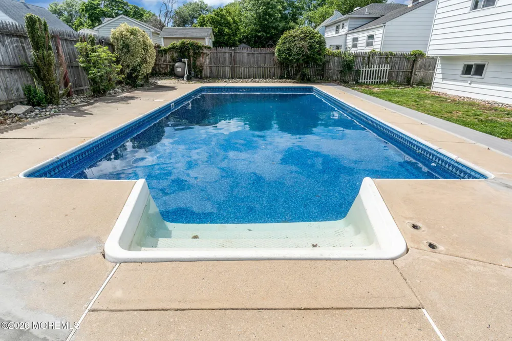 16 Falmouth Road Hamilton, NJ 08620