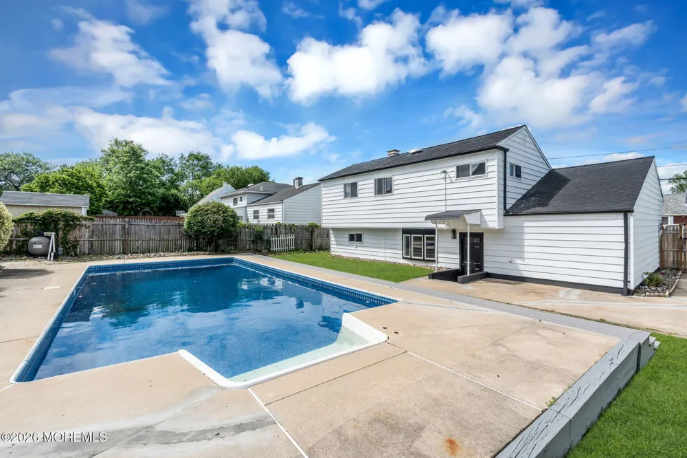 16 Falmouth Road Hamilton, NJ 08620