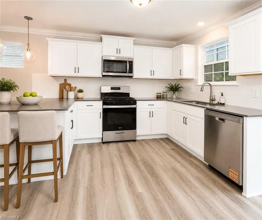 4020 Winding Vine Lane Greensboro, NC 27410