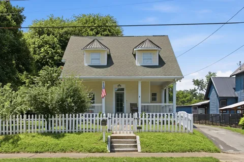 210 S Main St