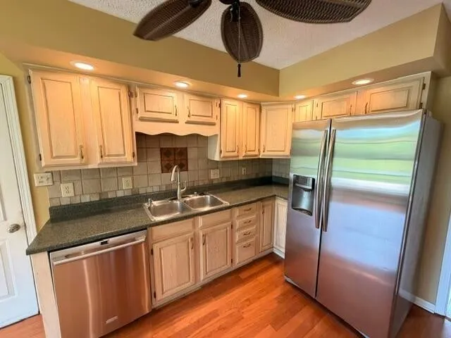 313 Dawn Dr Hopkinsville, KY 42240