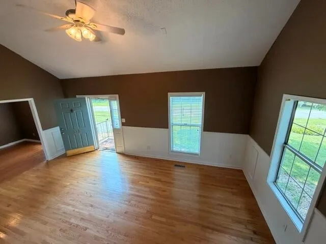 313 Dawn Dr Hopkinsville, KY 42240