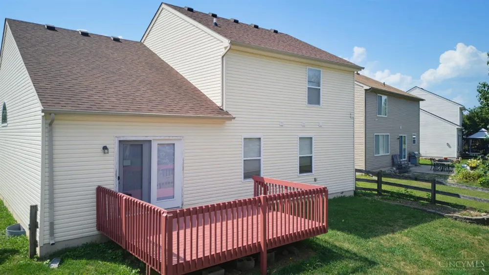 623 Quail Hollow Drive Trenton, OH 45067