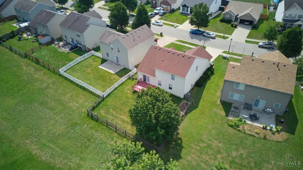 623 Quail Hollow Drive Trenton, OH 45067