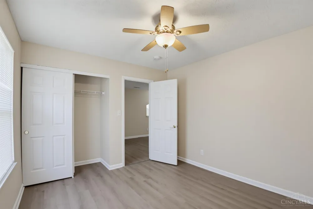623 Quail Hollow Drive Trenton, OH 45067