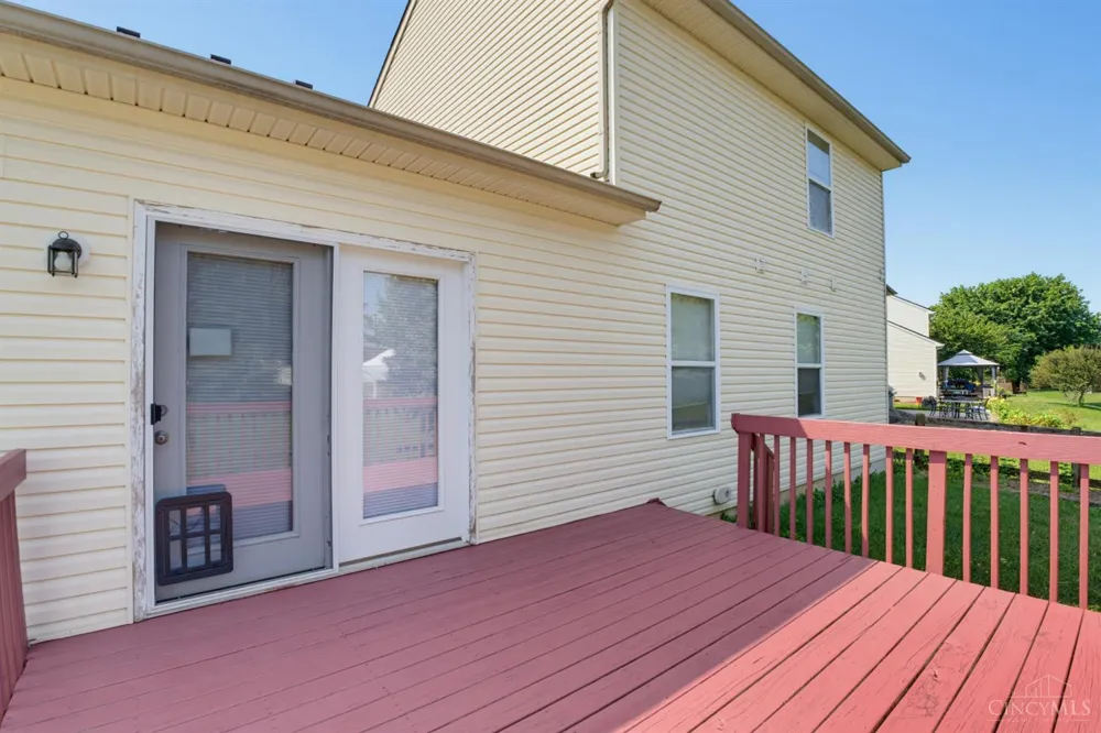 623 Quail Hollow Drive Trenton, OH 45067