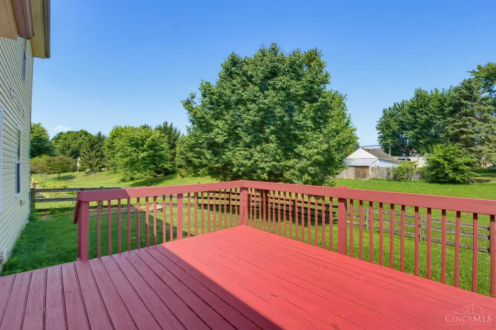 623 Quail Hollow Drive Trenton, OH 45067