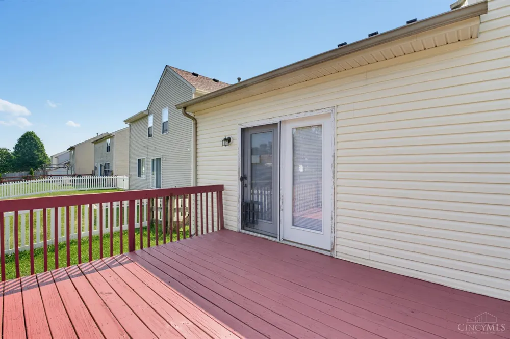 623 Quail Hollow Drive Trenton, OH 45067
