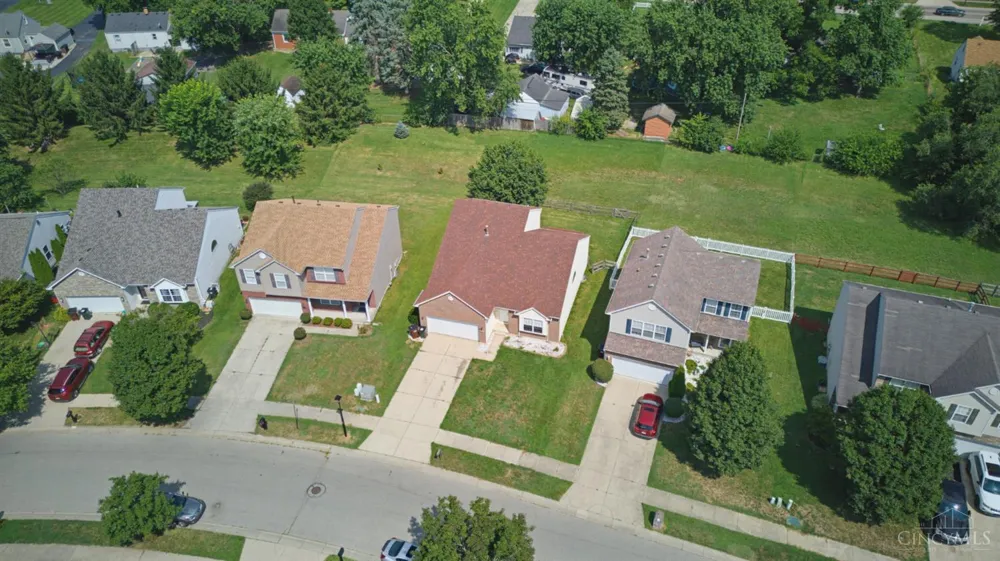 623 Quail Hollow Drive Trenton, OH 45067