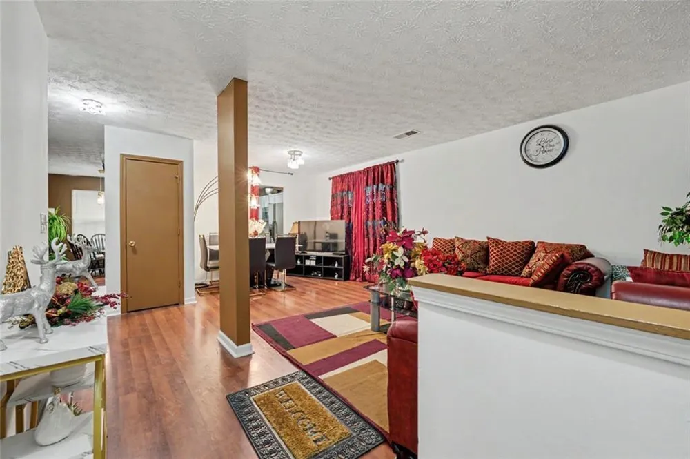 6258 Phillips Lake Court Lithonia, GA 30058