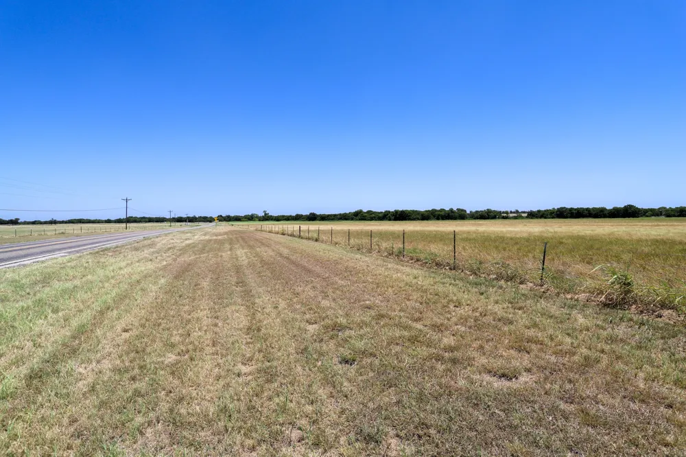 New Windsor Parkway McGregor, TX 76657