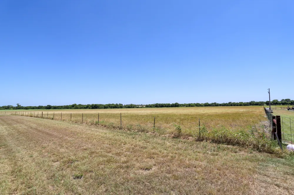 New Windsor Parkway McGregor, TX 76657