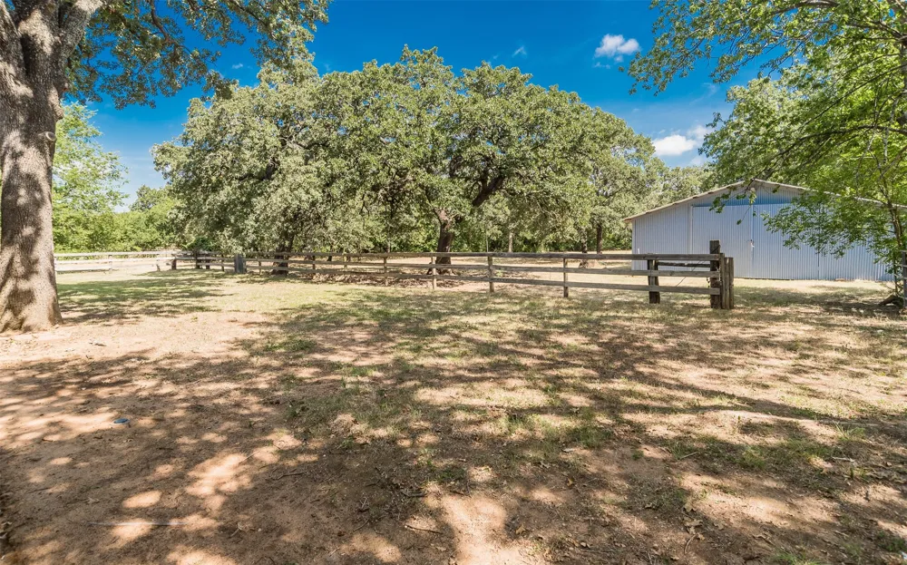 1403 Harpole Road E Argyle, TX 76226