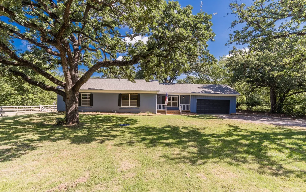 1403 Harpole Road E Argyle, TX 76226