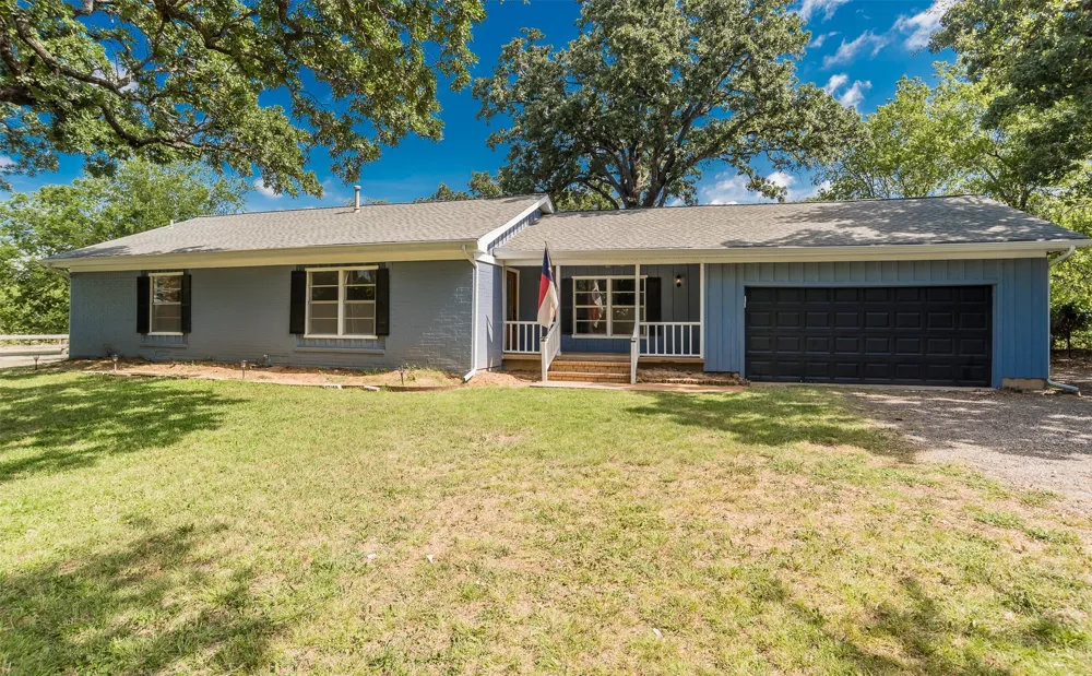 1403 Harpole Road E Argyle, TX 76226