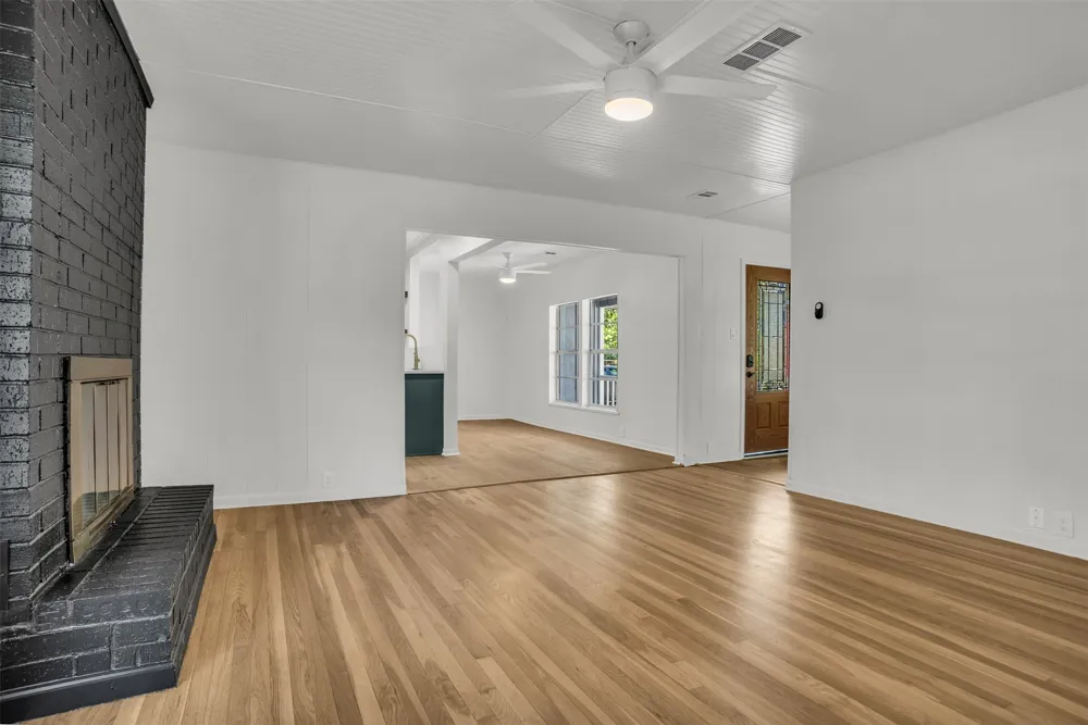 1403 Harpole Road E Argyle, TX 76226