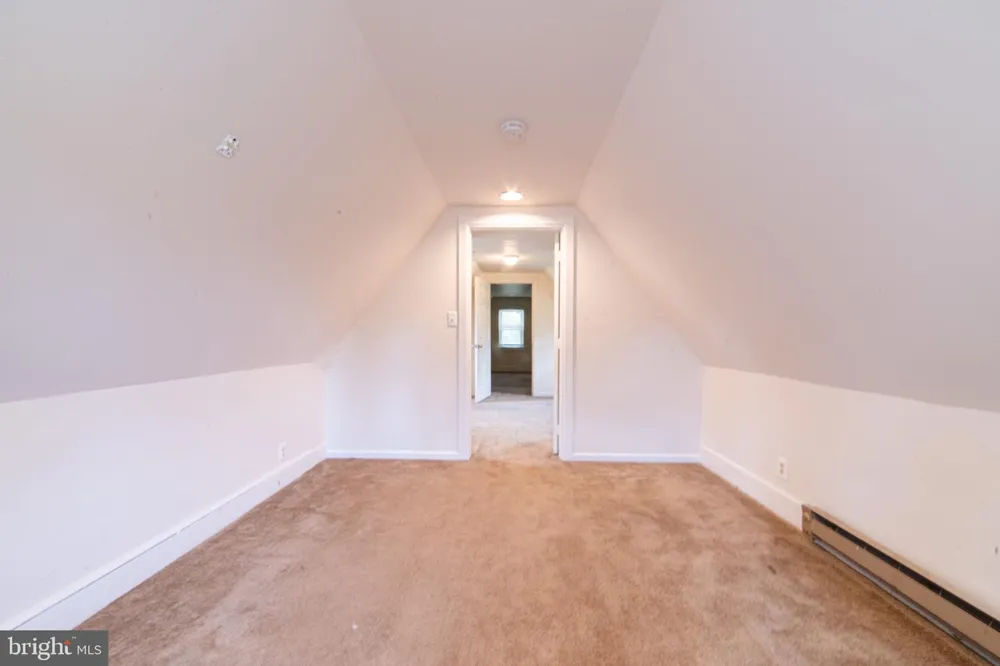 920 CINNAMINSON AVENUE #B Palmyra, NJ 08065