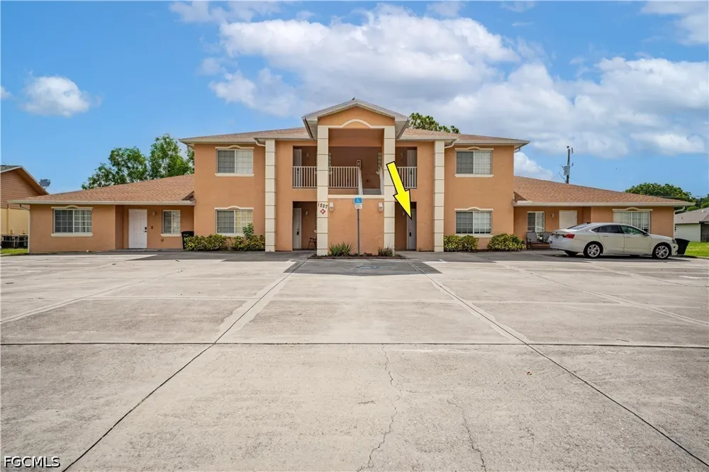 SE 23rd Place #3 Cape Coral, FL 33990