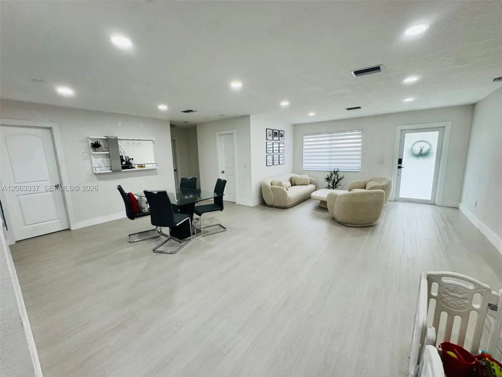 75 SW 18th Ave Homestead, FL 33030
