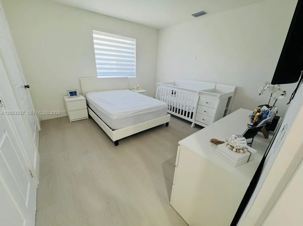 75 SW 18th Ave Homestead, FL 33030