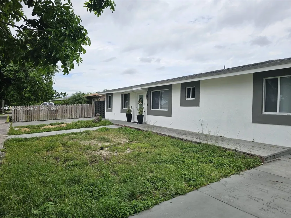 75 SW 18th Ave Homestead, FL 33030