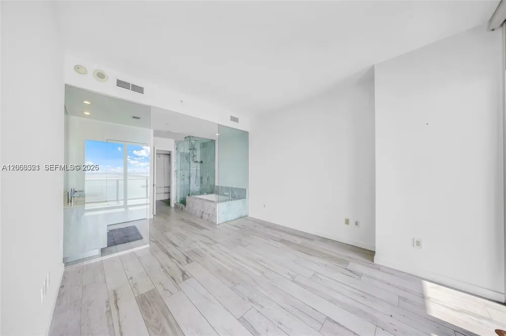 480 NE 31st St #2003 Miami, FL 33137