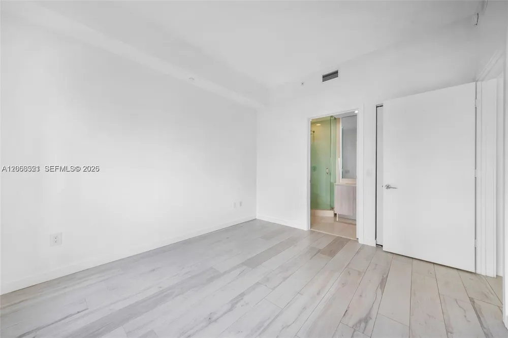 480 NE 31st St #2003 Miami, FL 33137