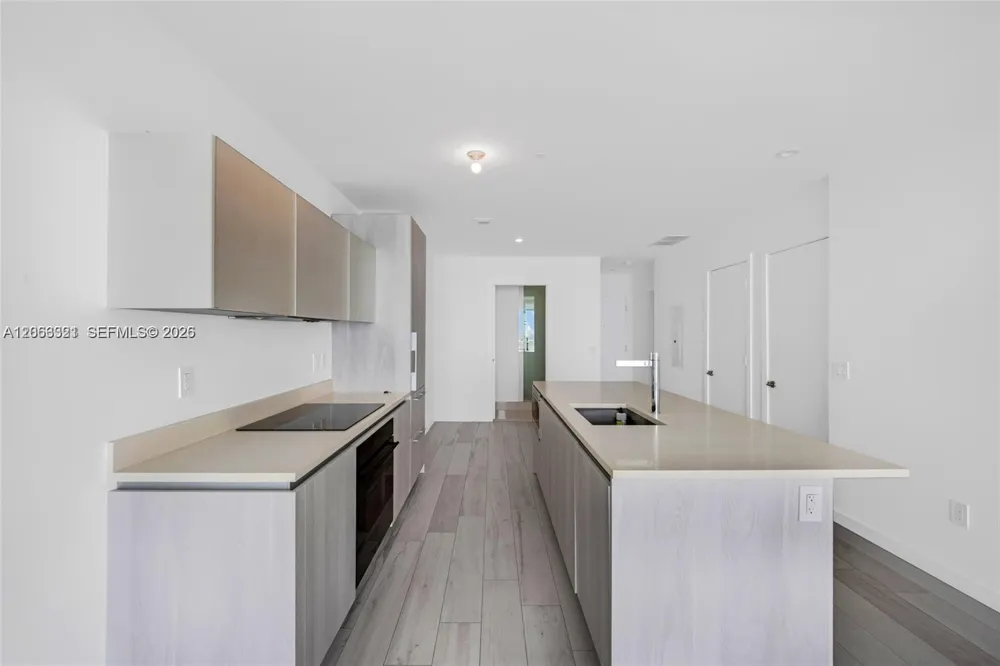 480 NE 31st St #2003 Miami, FL 33137