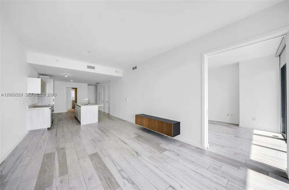 480 NE 31st St #2003 Miami, FL 33137