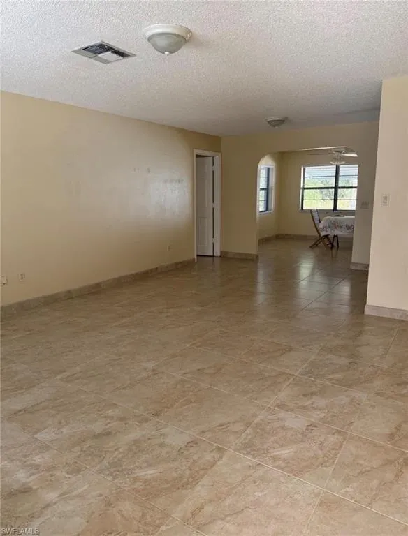 908 PRIMROSE ST Lake Placid, FL 33852