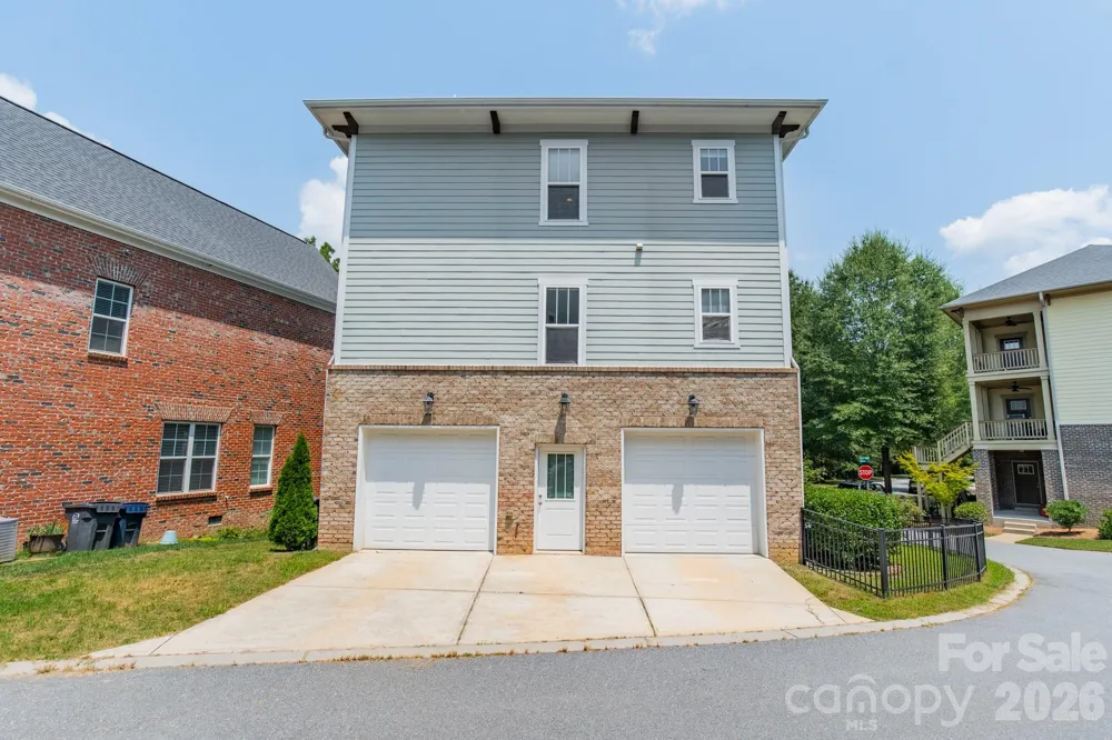 10236 Vanguard Parkway Huntersville, NC 28078