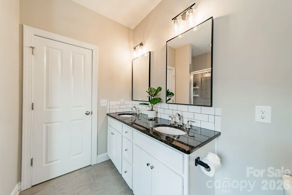 10236 Vanguard Parkway Huntersville, NC 28078