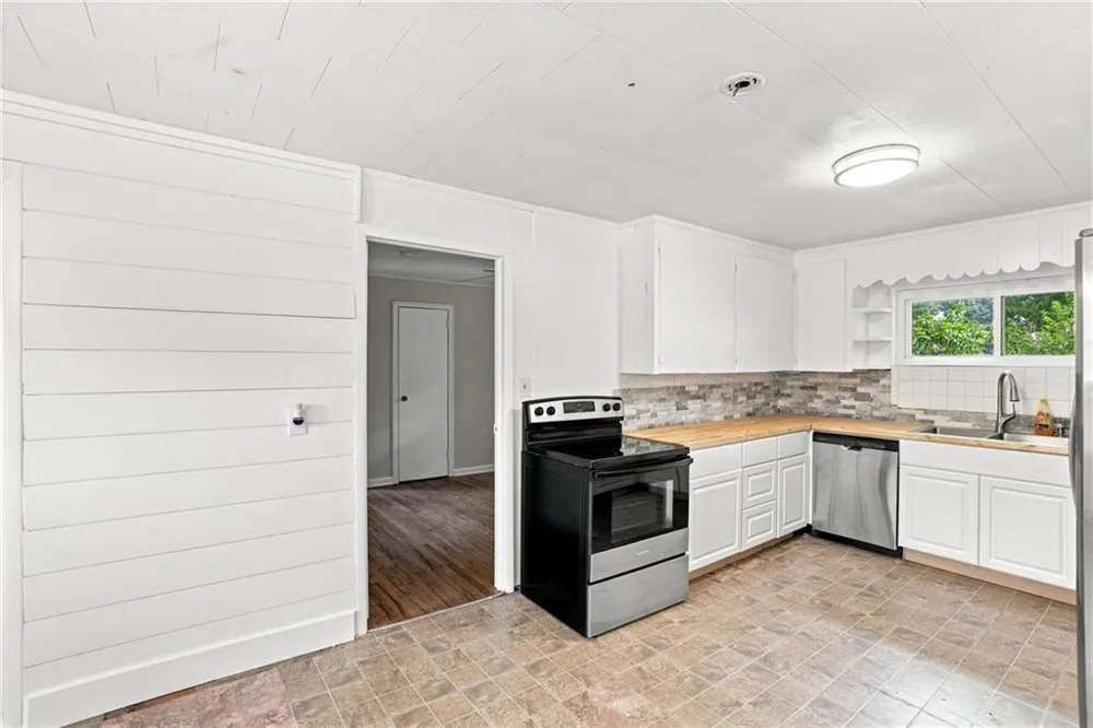 918 Sims Harris Road Lula, GA 30554