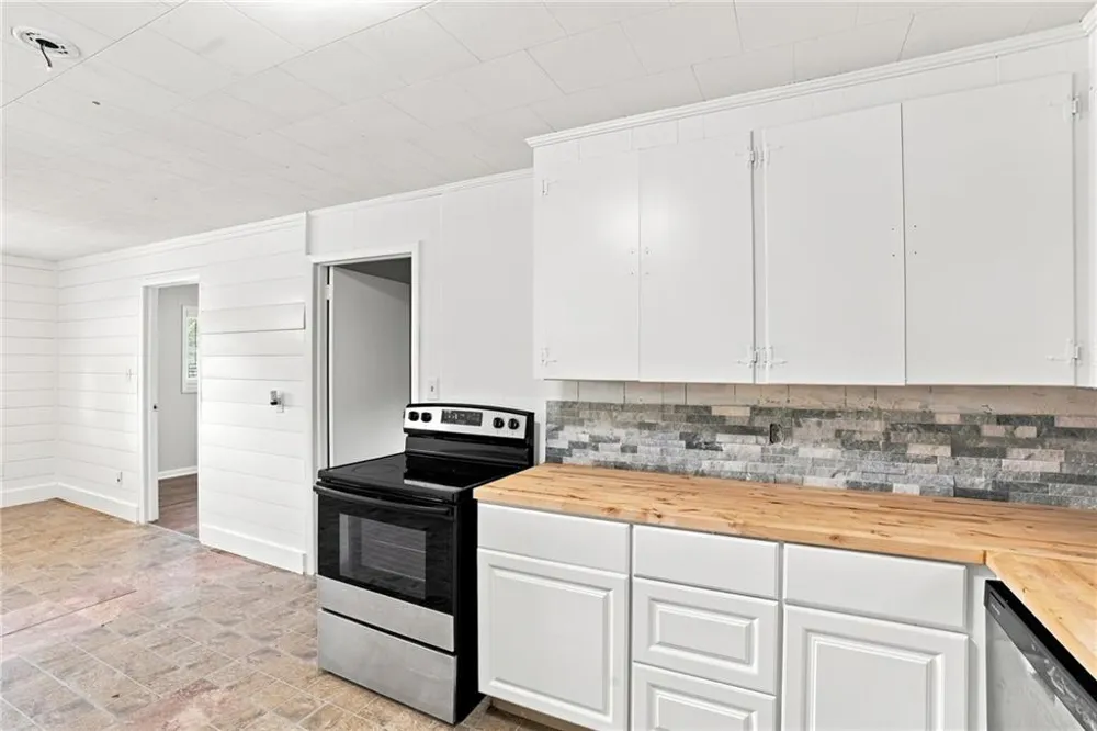 918 Sims Harris Road Lula, GA 30554