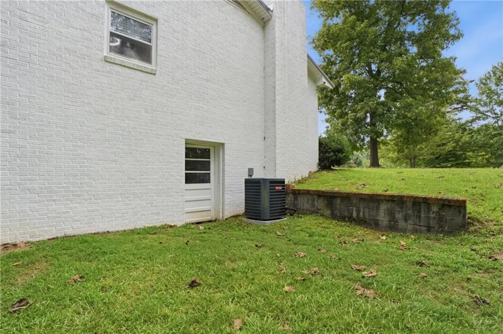 918 Sims Harris Road Lula, GA 30554