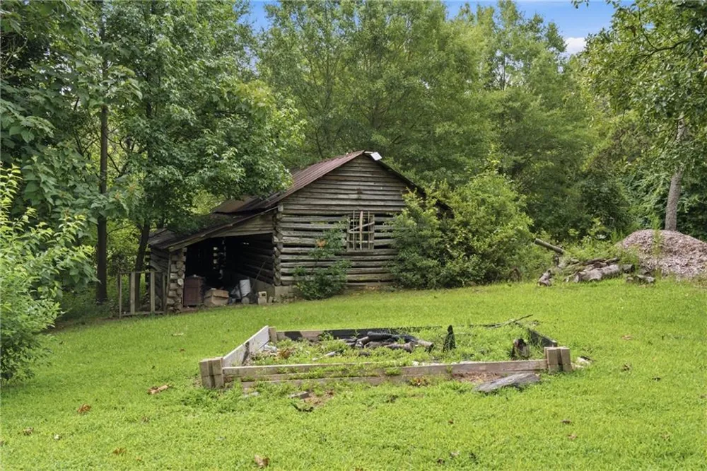 918 Sims Harris Road Lula, GA 30554