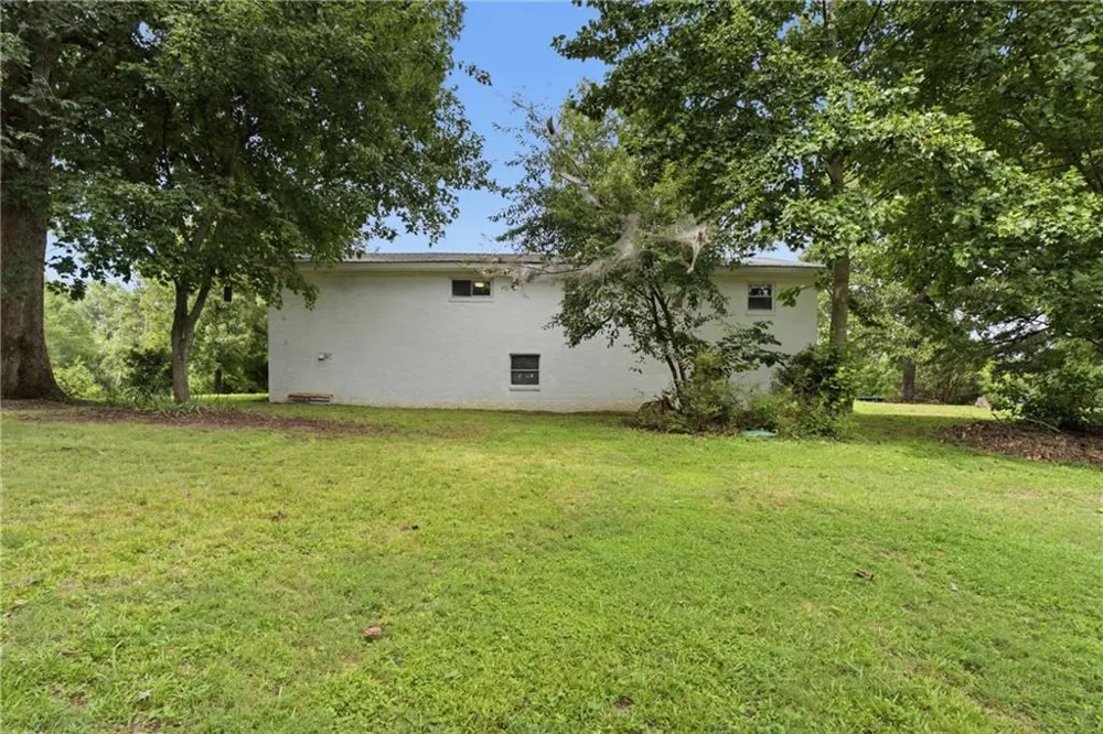 918 Sims Harris Road Lula, GA 30554